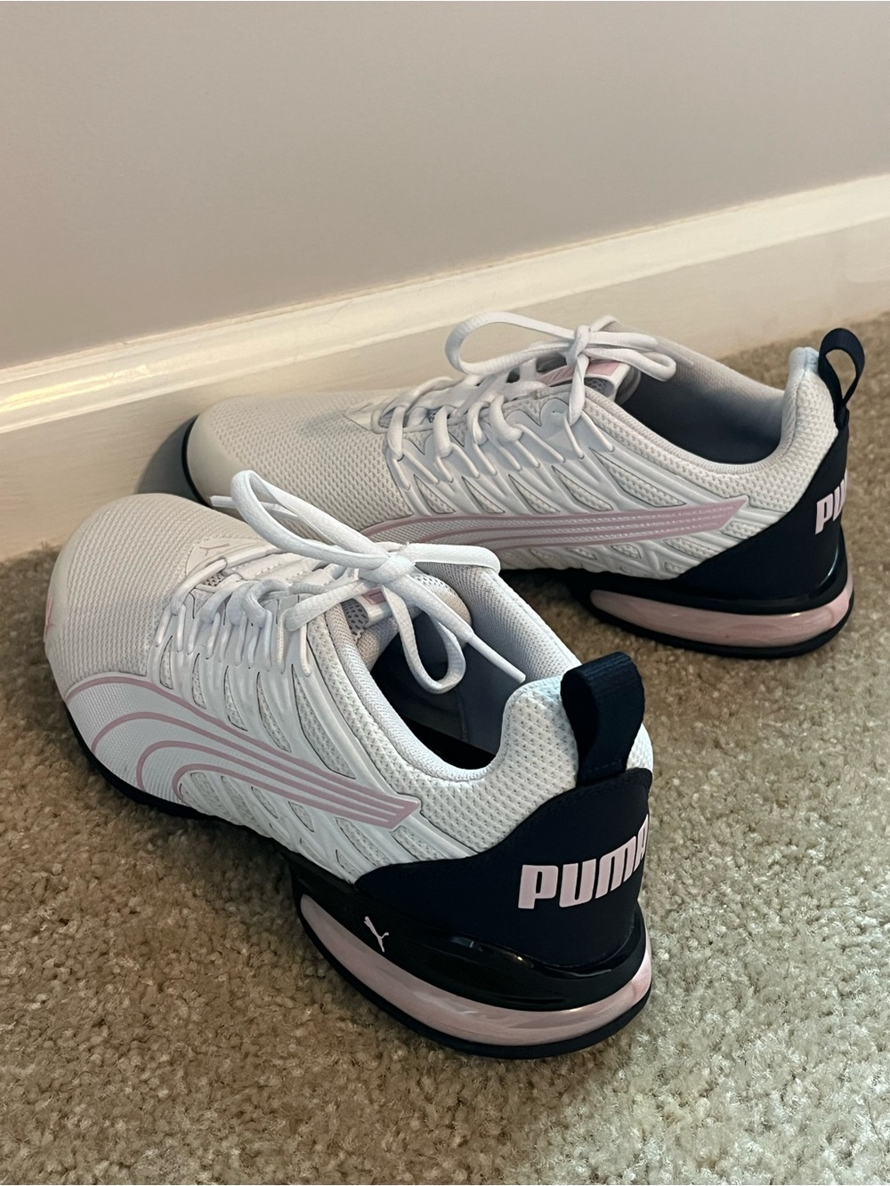 Women’s 7.5 PUMA White, Navy & Light Pink Athletic Sneakers
